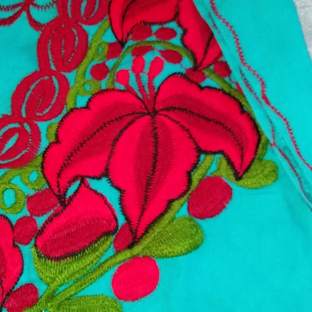Handmade Blouse - Picture 3 of 3